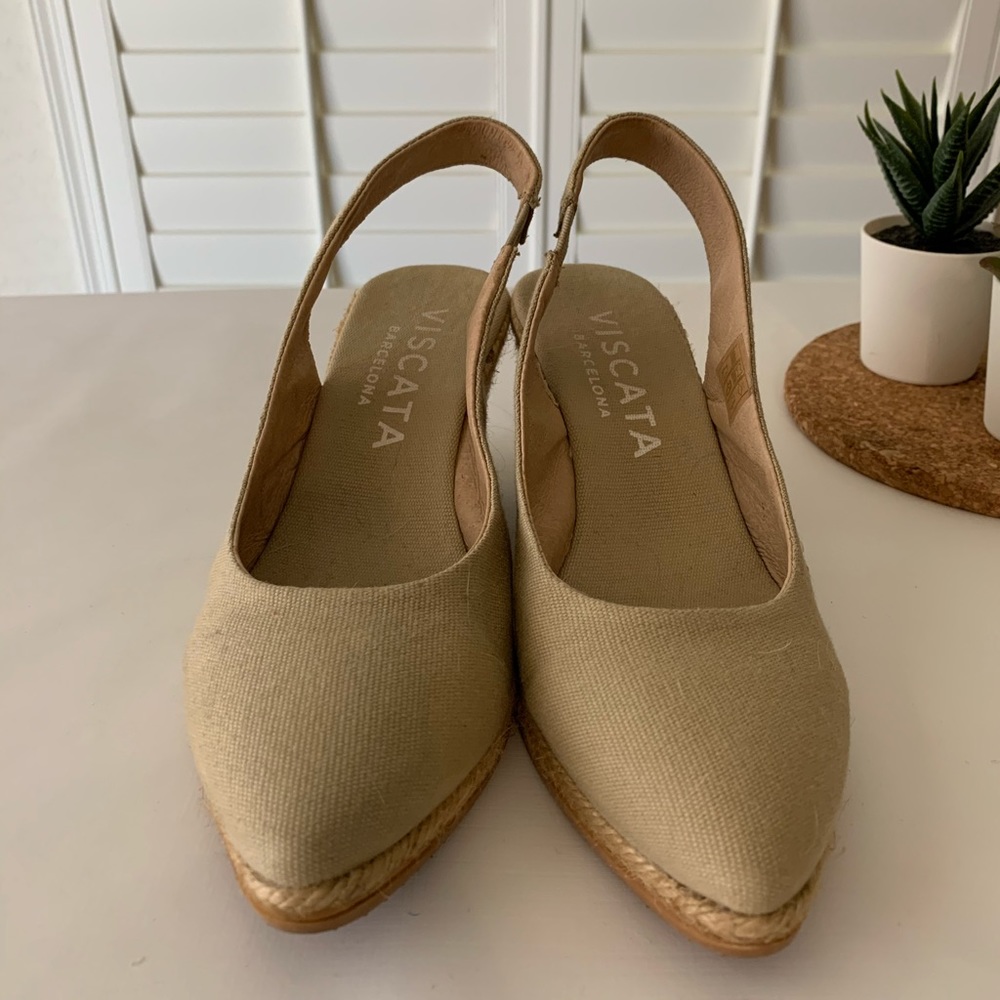 Viscata Tan Wedges